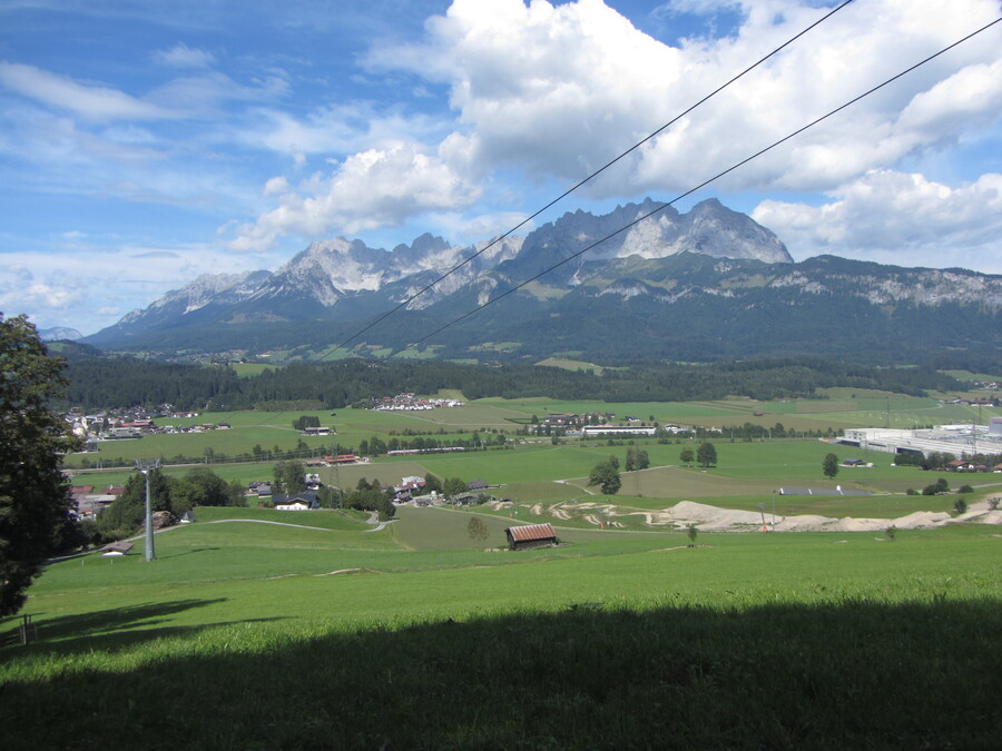 Vanaf m'n lunchplekje uitzicht op de Wilder Kaiser