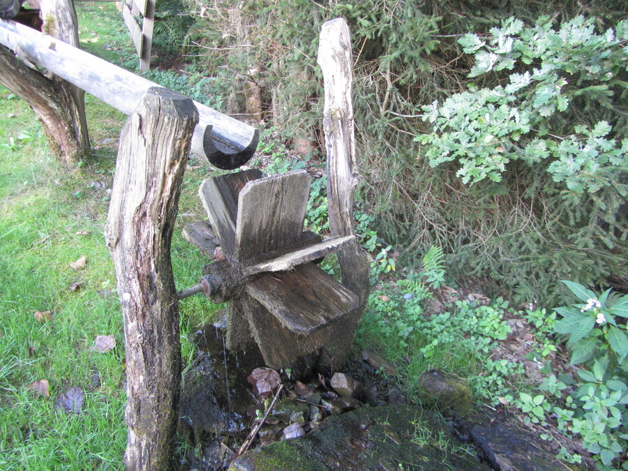 De waterspeelplaats was een beetje zielig na alle droogte