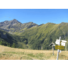 Bij het Wetterkreuz uitzicht richting Las&ouml;rling en Berger See H&uuml;tte
