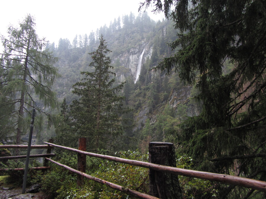 De Großbachfall heeft z'n eigen Aussichtskanzel